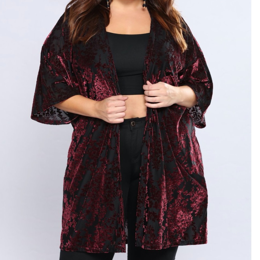 Velvet Burgundy Shortsleeved Tunic Cardigan